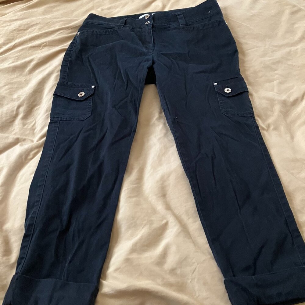 WHBM Black Crop Leg Cargo Capri Pants Sz 2